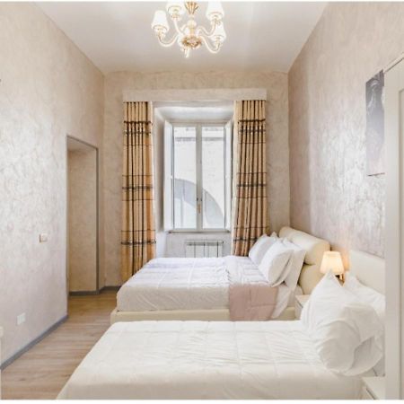 Rome Place Luaran gambar