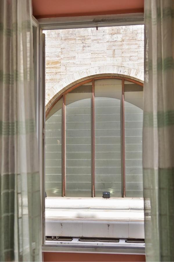 Rome Place Luaran gambar