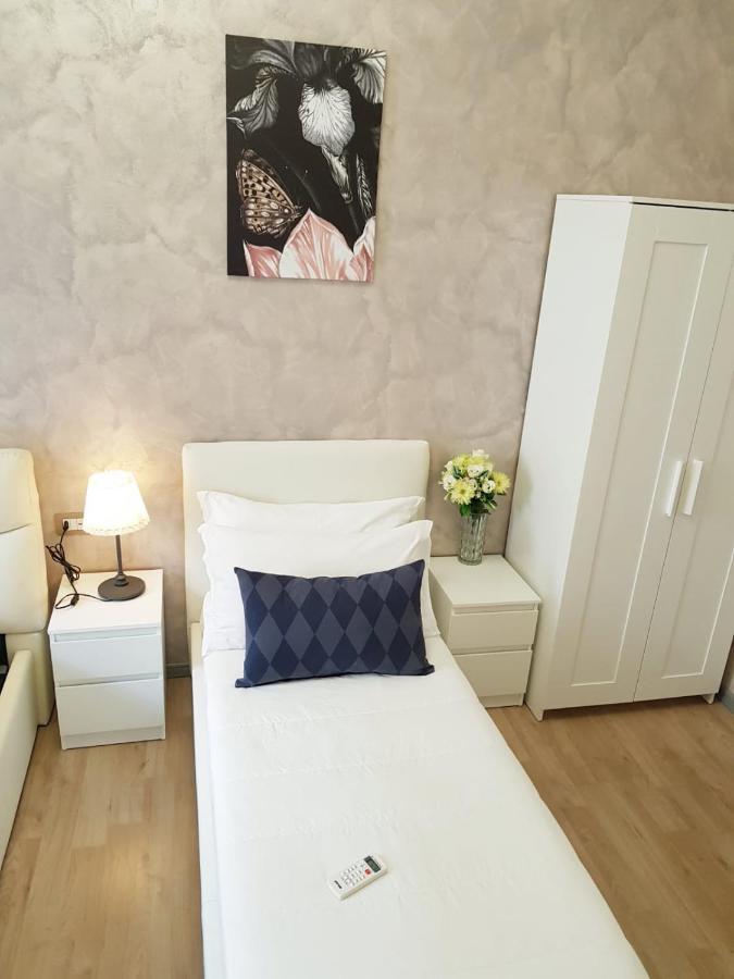Rome Place Luaran gambar